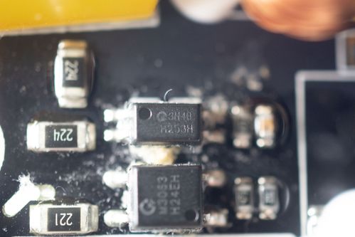 徠芬 SE Lite 高速風筒拆解 低成本架構下的電控新解法